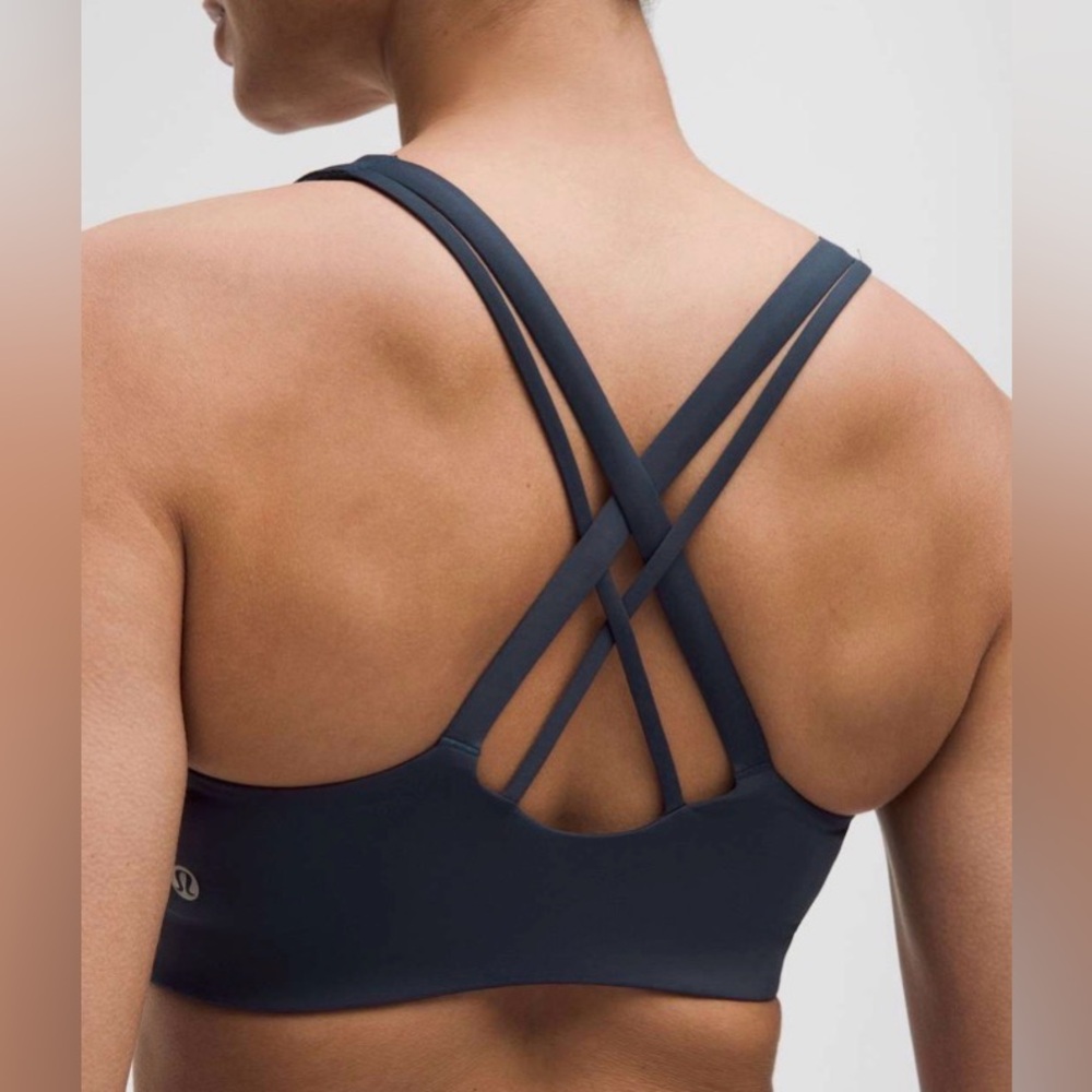 Lululemon Energy Bra Medium Support, B-D Cups *Evolve
True Navy size s